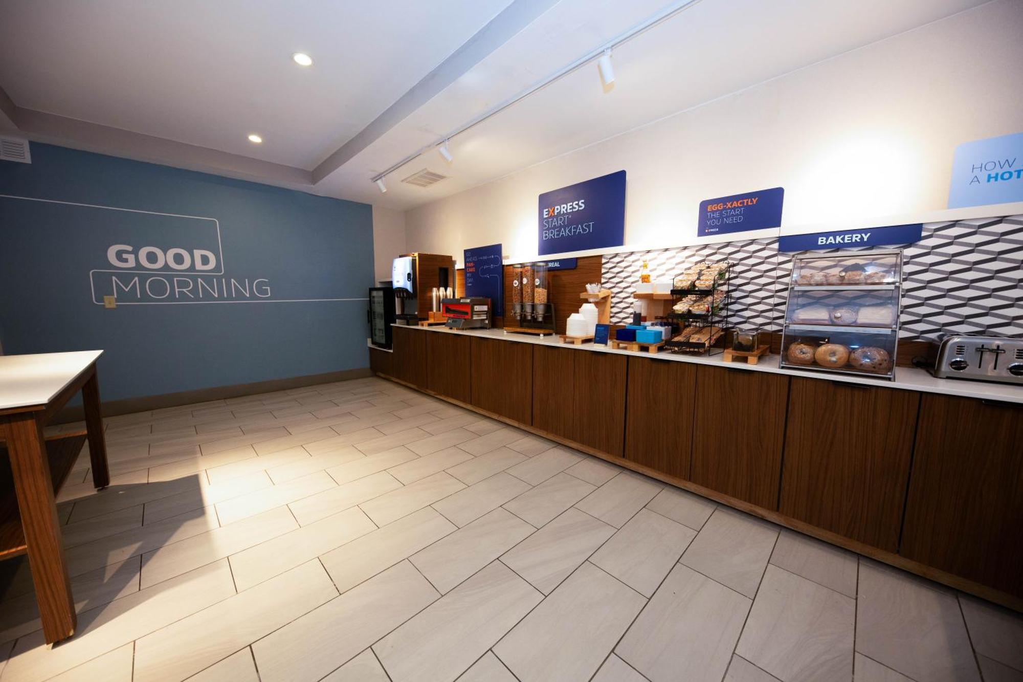 Holiday Inn Express - Canyon By Ihg Bagian luar foto