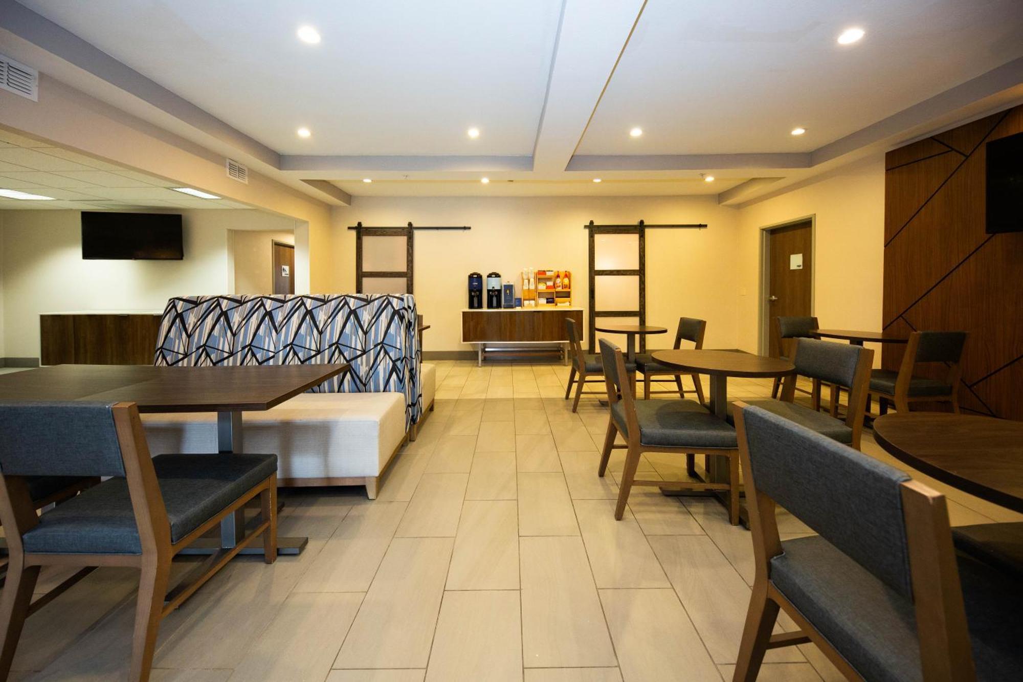 Holiday Inn Express - Canyon By Ihg Bagian luar foto