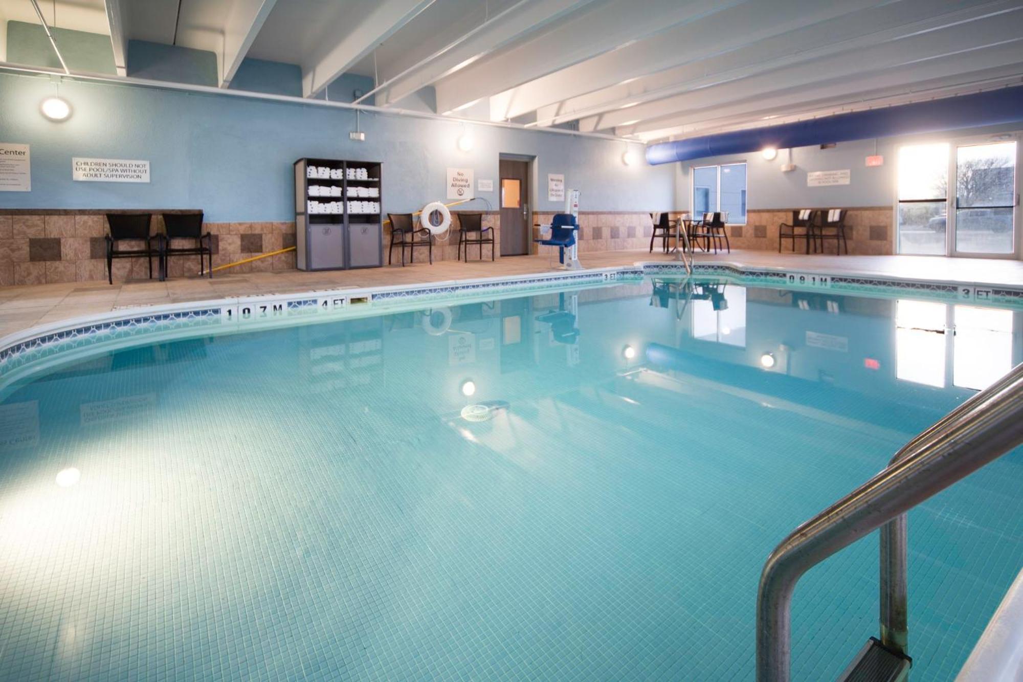 Holiday Inn Express - Canyon By Ihg Bagian luar foto