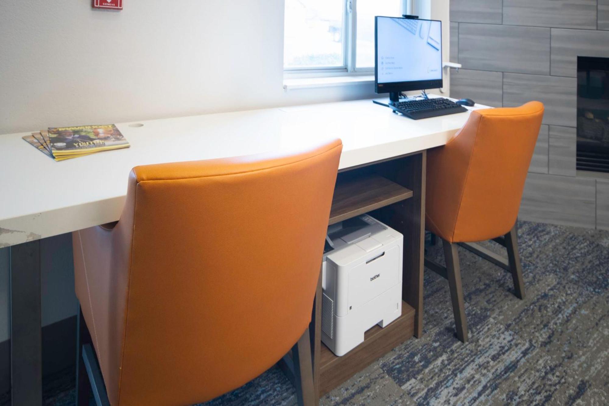 Holiday Inn Express - Canyon By Ihg Bagian luar foto